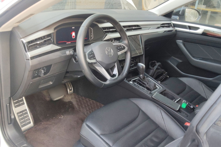 一汽-大众CC 2024款 猎装车 380TSI 猎心版中控内饰7002