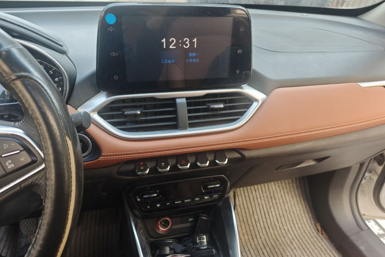 宝骏510 2017款 1.5L 手动豪华型局部细节16