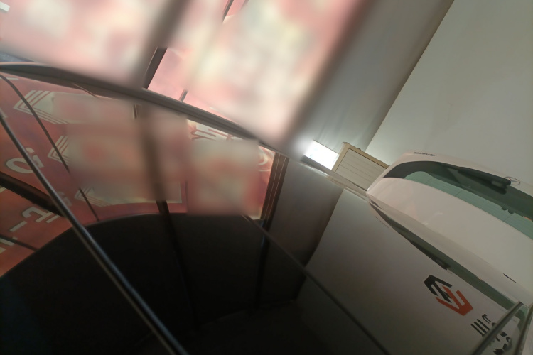 奔驰GLC 2020款 GLC 260 L 4MATIC 动感型局部细节57