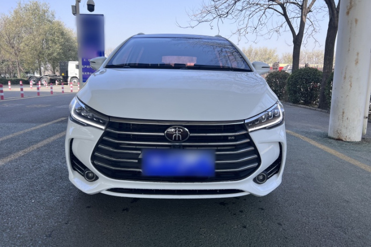 比亚迪 宋MAX 2017款 1.5T 自动智联精英型 7座车身外观6004