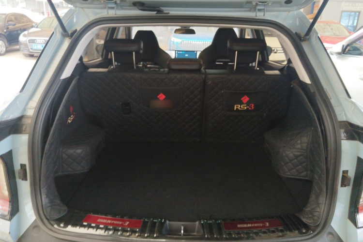 宝骏RS-3 2020款 1.5L 手动智能豪华型机舱底盘23