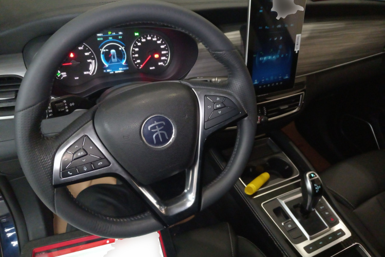 比亚迪 宋MAX新能源 2019款 DM 1.5T 智联致进型 7座 国VI中控内饰12