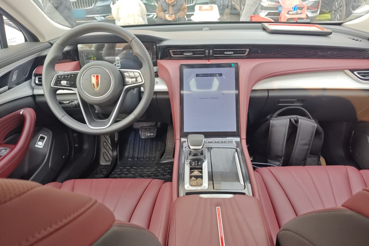 红旗H5 2025款 1.5T DCT旗韵版中控内饰7002