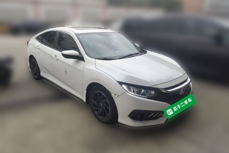 本田 思域 2016款 220TURBO CVT豪华版车身外观3