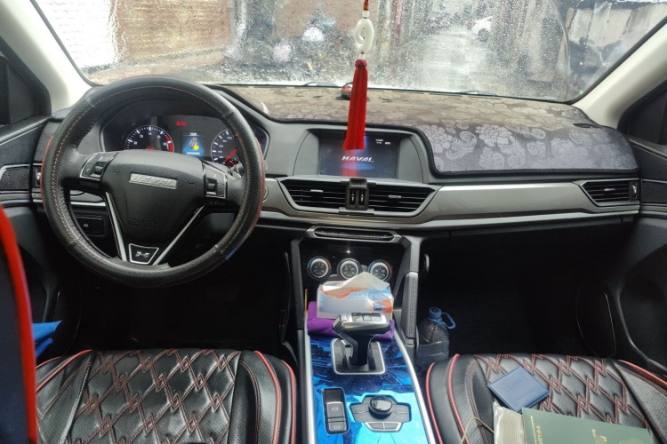 哈弗H6 2021款 运动版 1.5T 自动精英智联型 六边形格栅中控内饰7002