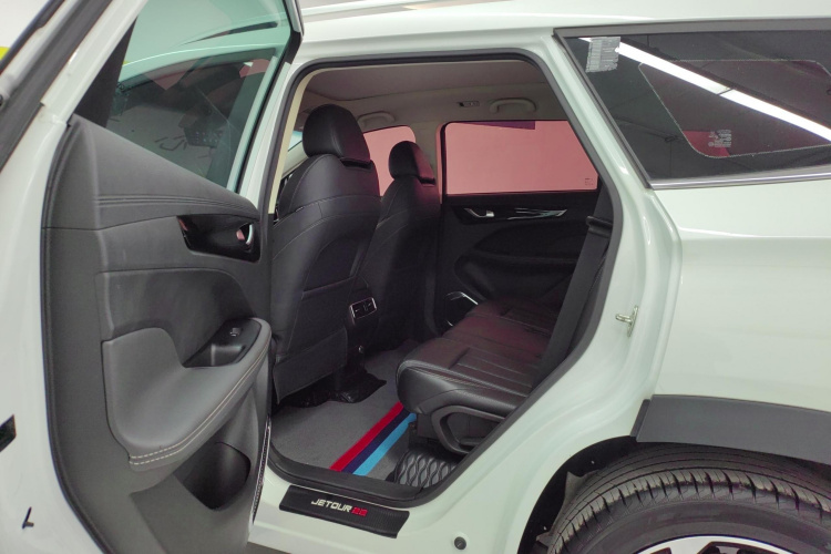 捷途X90 2019款 1.6T DCT耀旅版 7座 国VI中控内饰21