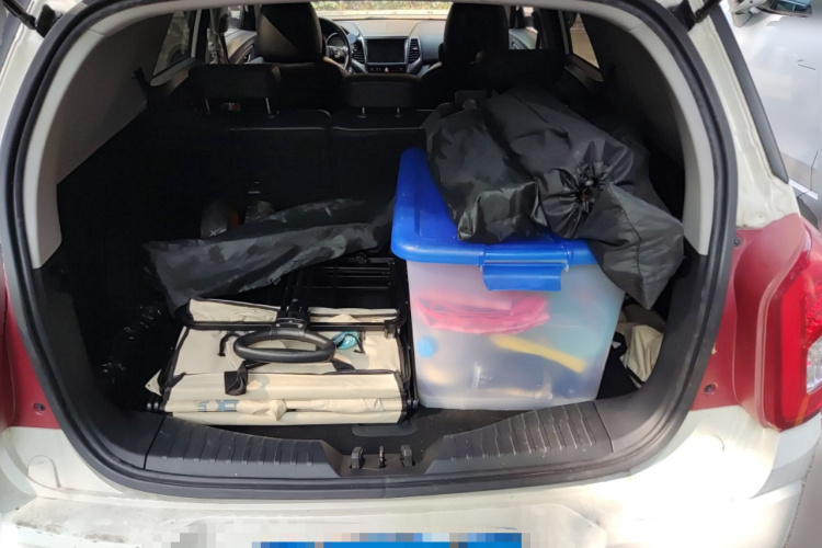 双龙 途凌 2016款 1.6L 汽油 两驱自动豪华版中控内饰23