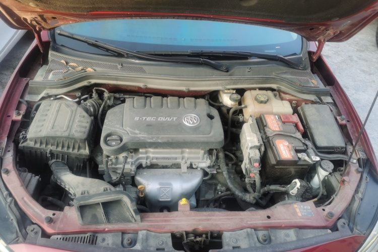 别克 英朗 2021款 改款 典范 1.5L 自动精英型机舱底盘24