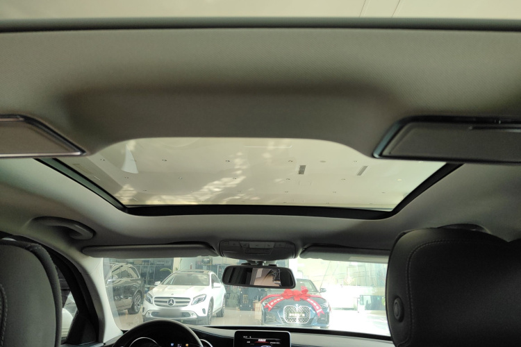 奔驰C级 2018款 C 200 L 运动版局部细节22