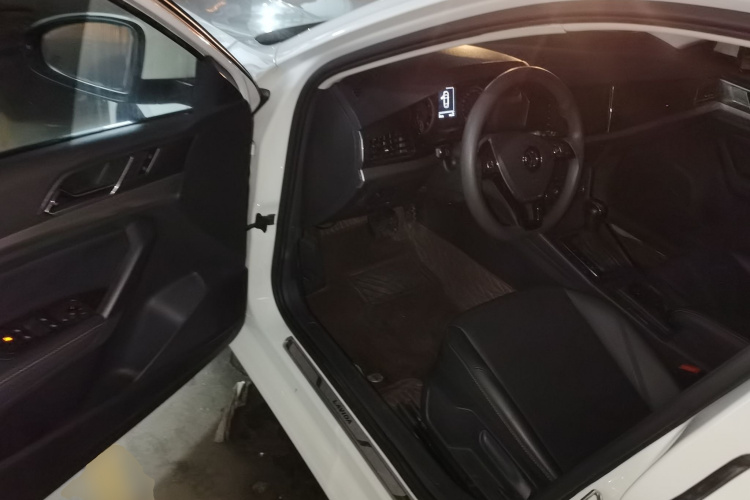 大众 朗逸 2018款 1.5L 自动舒适版 国V中控内饰20