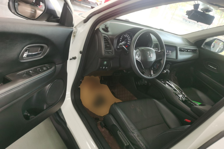 本田 缤智 2019款 1.5L CVT先锋版 国VI中控内饰20