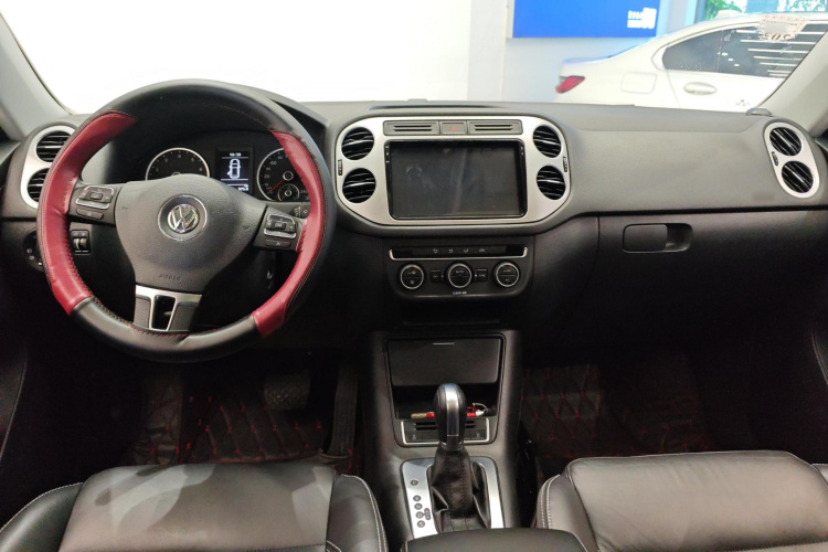 大众 途观 2017款 300TSI 自动两驱丝绸之路舒适版中控内饰12