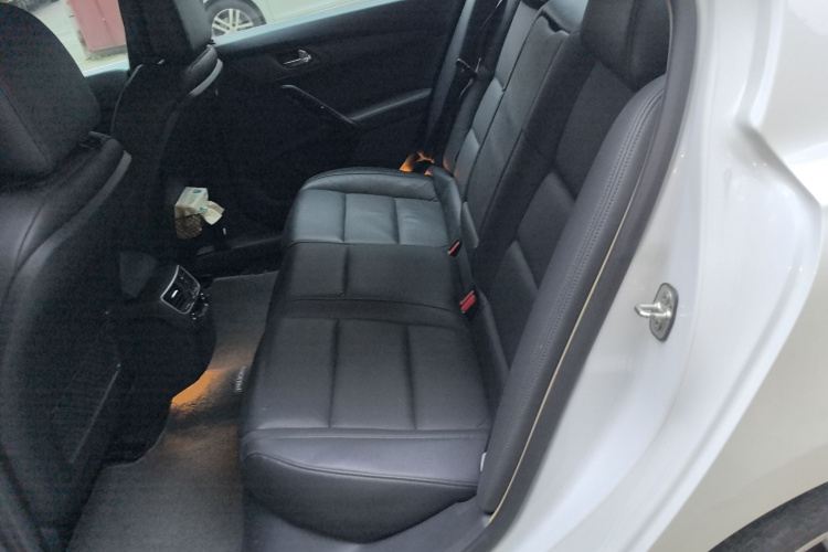 标致508 2013款 2.3L 两周年纪念 自动智享版中控内饰21