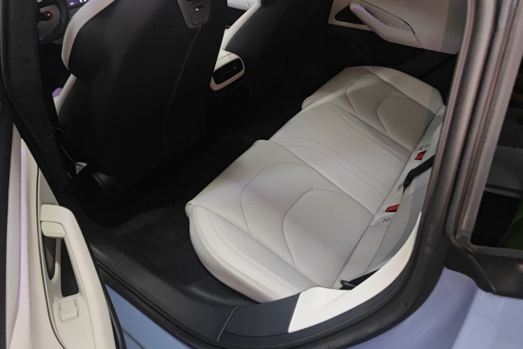 小米汽车 小米SU7 2024款 四驱超长续航高阶智驾Max版中控内饰21