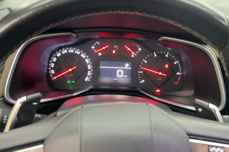 DS 7 2018款 35THP 巴士底广场版局部细节14