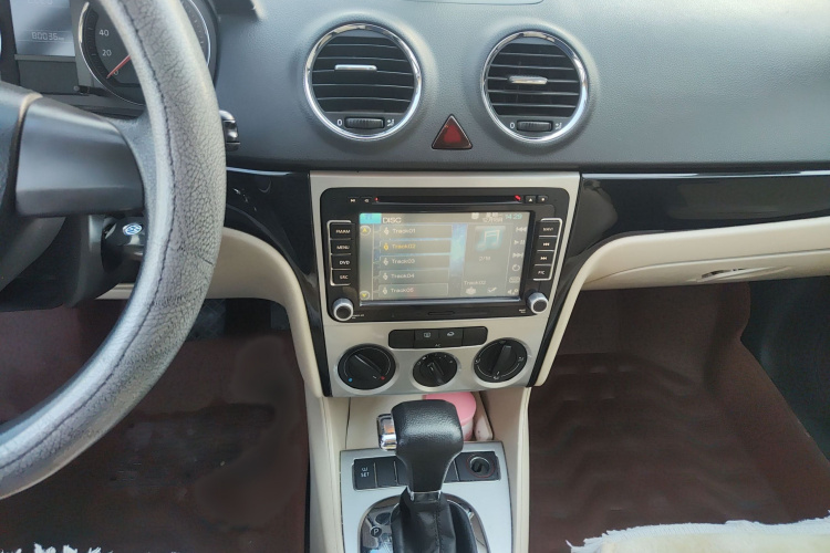 大众 朗逸 2011款 1.6L 自动品雅版局部细节16