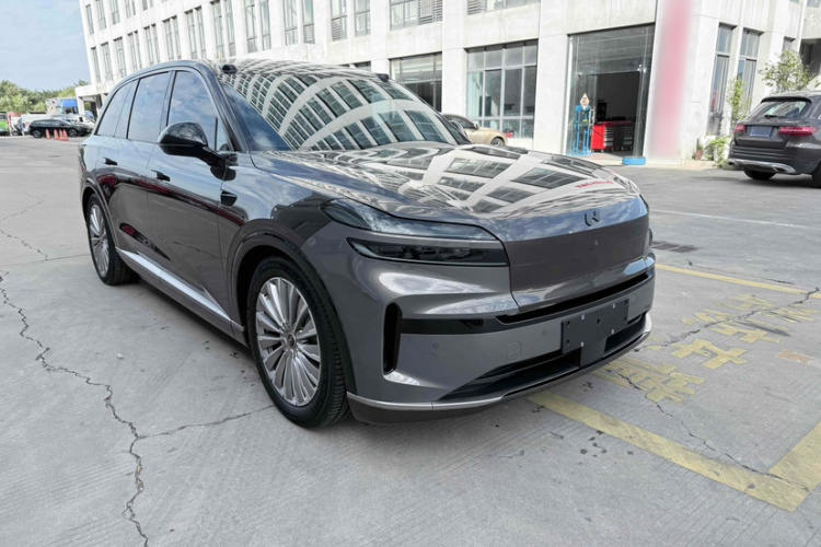 乐道L90 2025款 Max 六座版车身外观6004