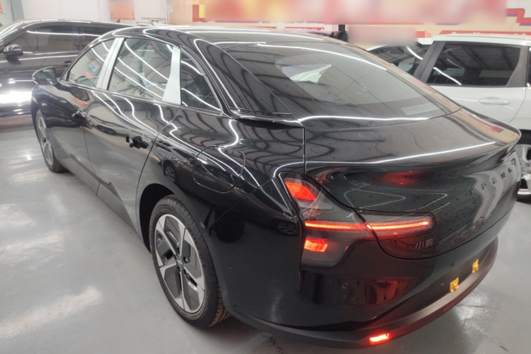 小鹏MONA M03 2025款 515 长续航 Plus车身外观4