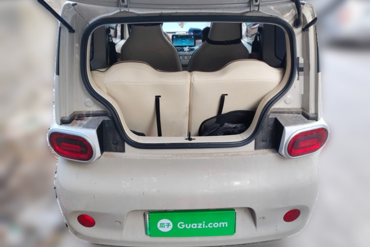 五菱汽车 宏光MINIEV 2024款 第三代 215km 青春版中控内饰23