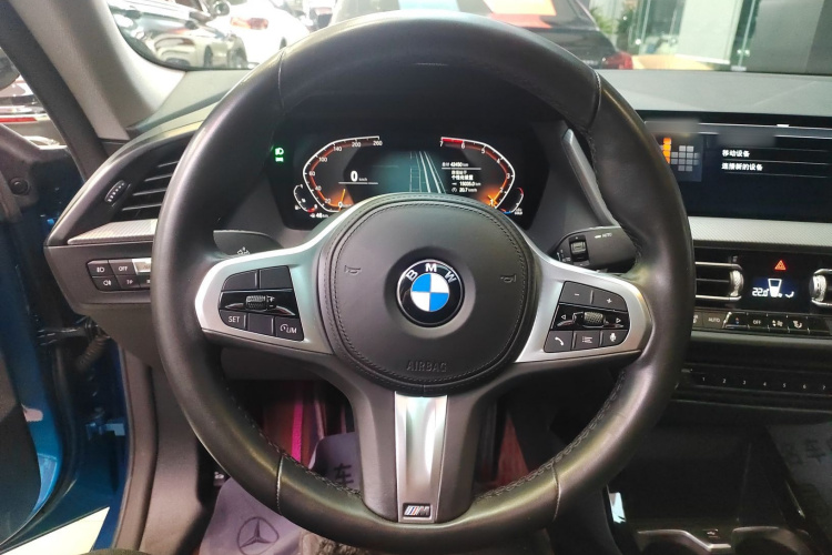 宝马2系(进口) 2021款 225i 四门轿跑车 M运动套装中控内饰13