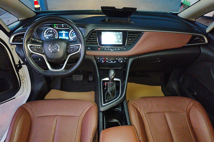 别克GL6 2019款 18T 6座互联豪华型 国VI中控内饰12