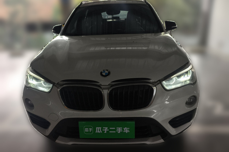 宝马X1 2018款 sDrive18Li 尊享型车身外观2