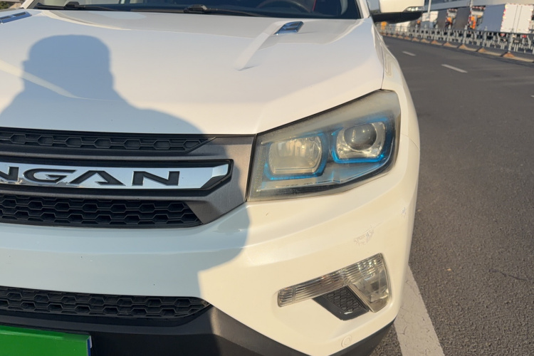 长安CS75 2014款 1.8T 自动精英型 国V局部细节36