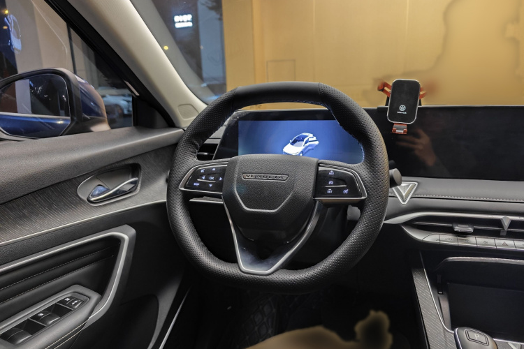 启辰大V 2021款 260T 爱豆版中控内饰7011