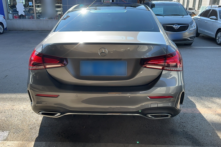 奔驰A级 2021款 A 200 L 运动轿车时尚型车身外观6004