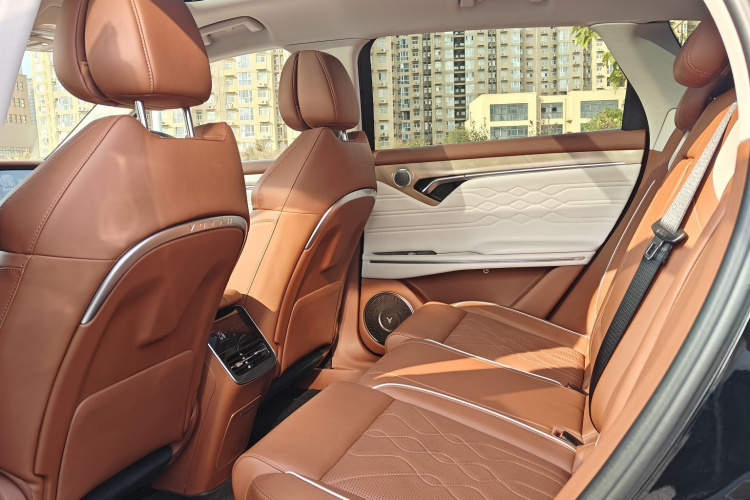 岚图汽车 岚图FREE 2024款 超长续航智驾版中控内饰7003