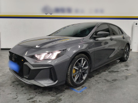 广汽传祺 影豹 2023款 270T DCT J16版