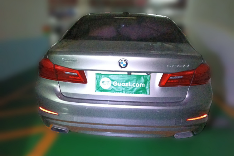 宝马5系 2018款 528Li 上市特别版车身外观6004