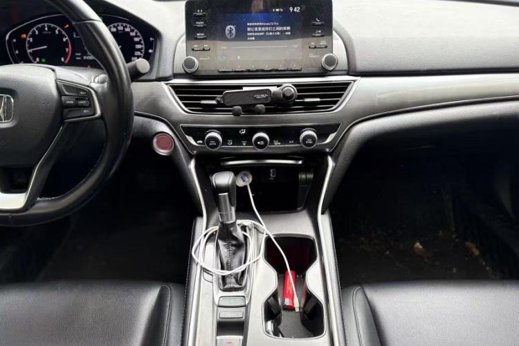 本田 雅阁 2018款 260TURBO 精英版 国VI中控内饰7003