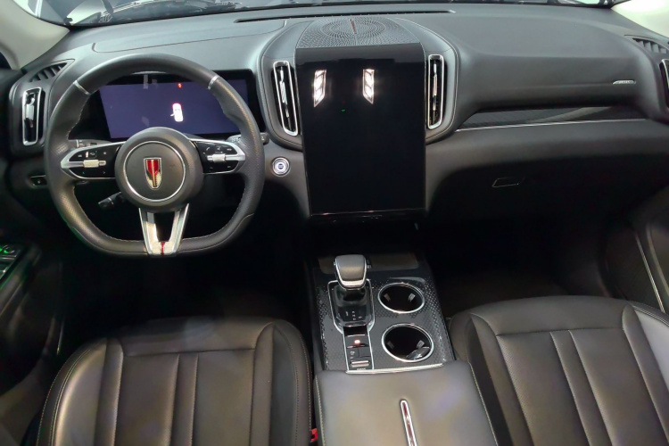 红旗HS3 PHEV 2024款 PHEV 115km 劲为版中控内饰12