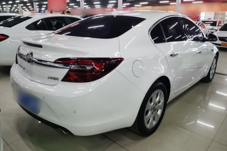 别克 君威 2015款 2.0L 精英时尚型车身外观7