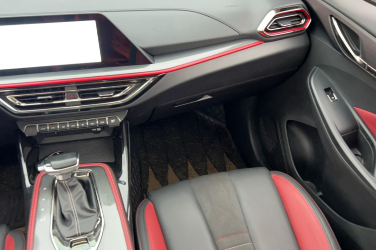 长安欧尚X5 2021款 1.5T DCT旗舰型中控内饰7013