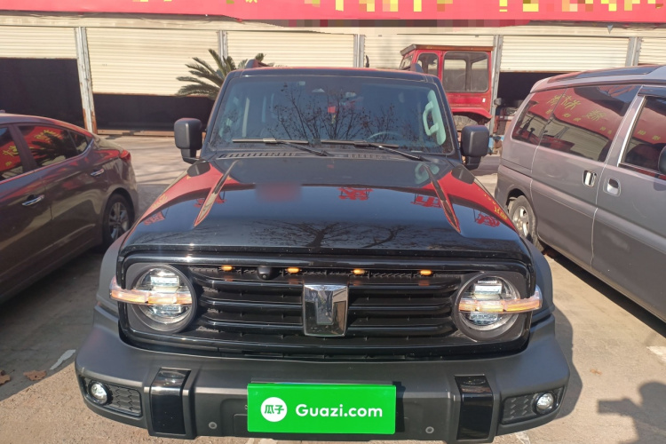 坦克300 2021款 越野版 2.0T 征服者车身外观2