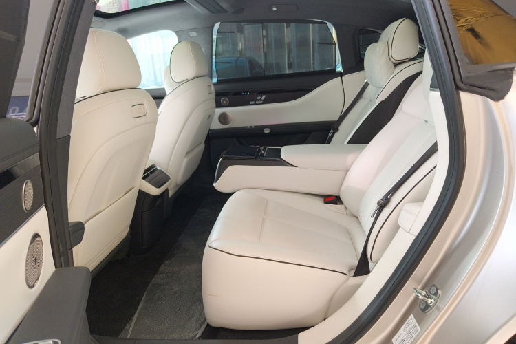 鸿蒙智行 享界S9 2024款 纯电 Ultra 四驱旗舰版中控内饰21