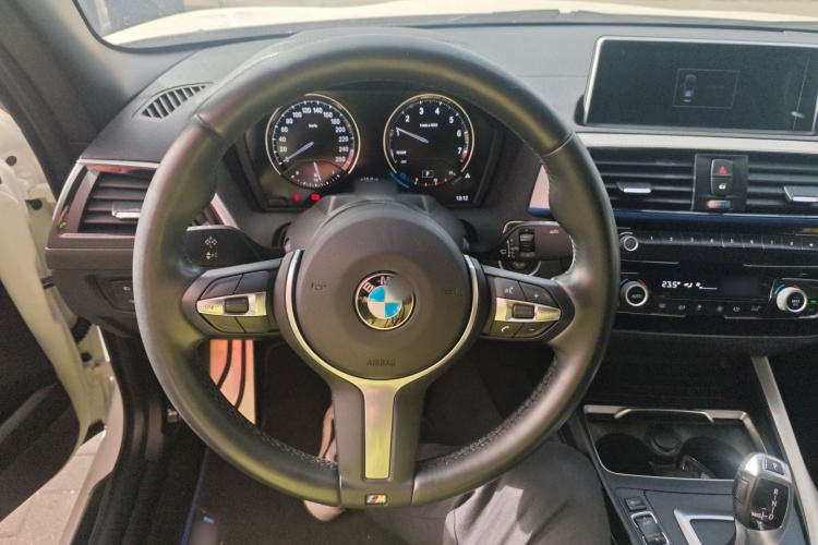 宝马2系(进口) 2018款 225i 敞篷轿跑车 M运动型中控内饰13