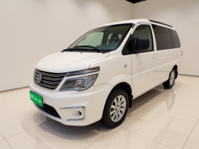 东风风行 菱智 2019款 M5 1.6L 7座豪华型 国VI