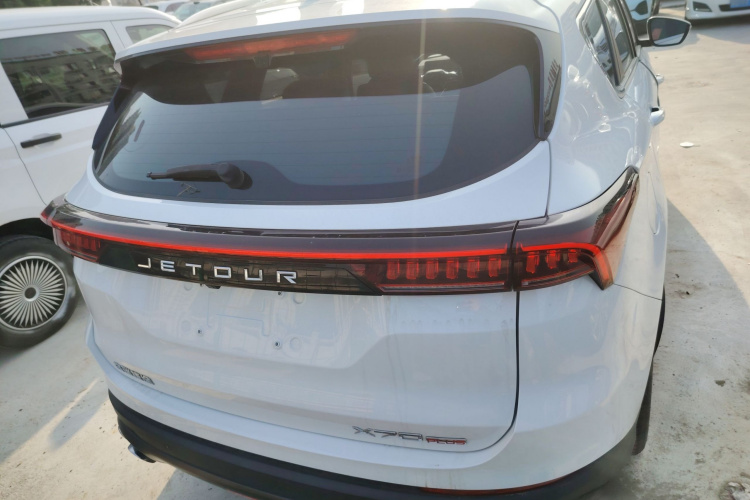 捷途X70 PLUS 2024款 1.6T DCT超享版 5座车身外观6004