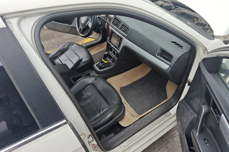 大众 朗行 2013款 1.4TSI 自动舒适型局部细节9005