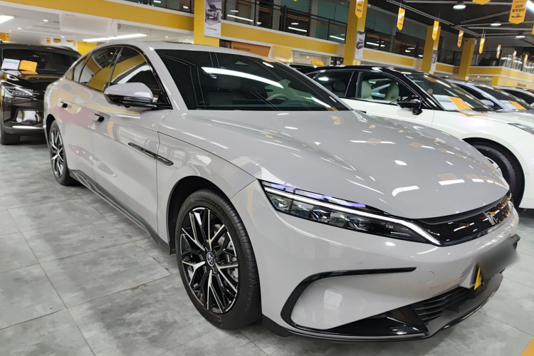 比亚迪 汉 2025款 EV 506KM尊贵型车身外观6002