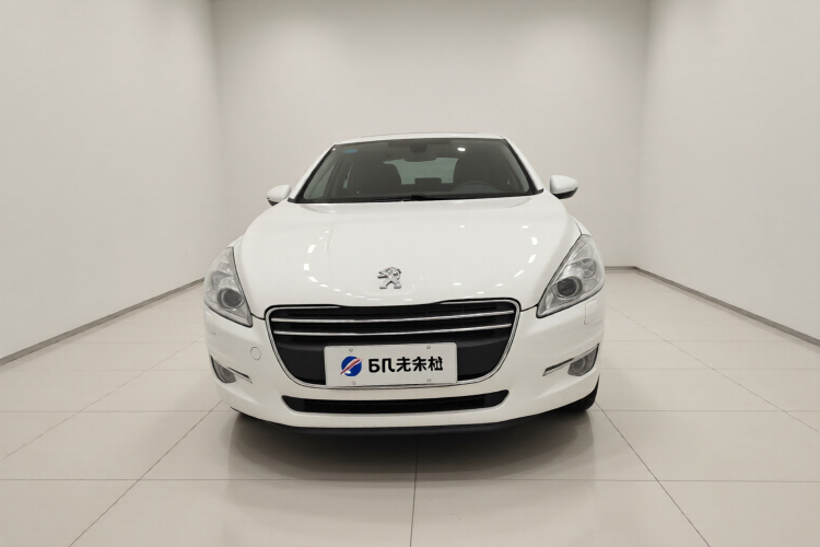 标致508 2012款 2.0L 自动智享版车身外观2