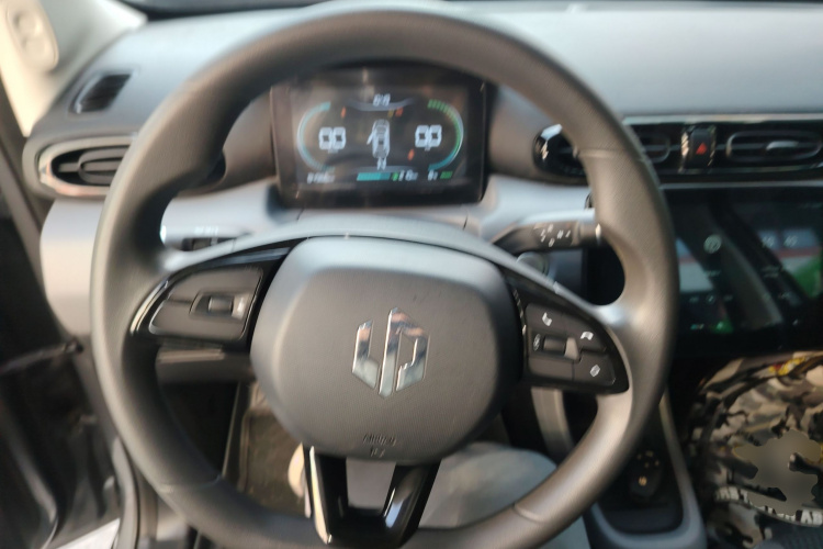 零跑汽车 零跑T03 2021款 400轻享版 三元锂局部细节13