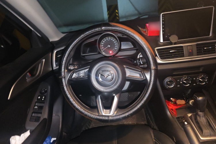 马自达3 昂克赛拉 2017款 三厢 1.5L 自动舒适型 国V中控内饰13