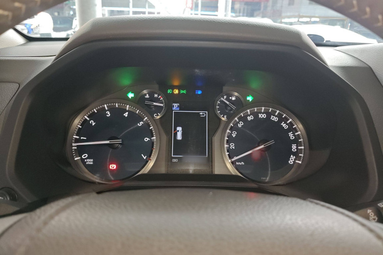 丰田 普拉多 2018款 3.5L 自动TX-L局部细节14