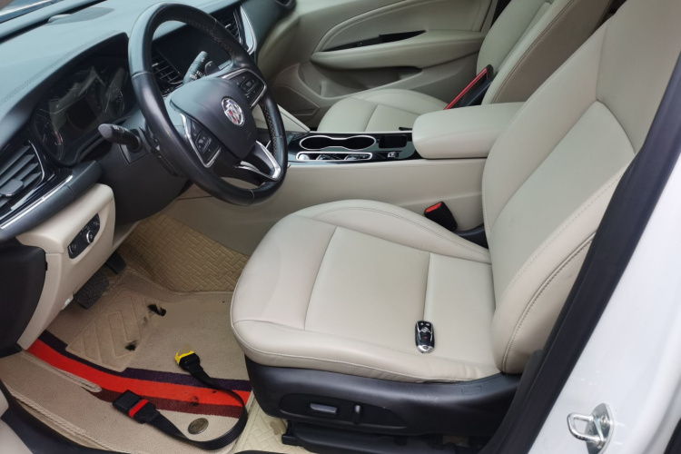 别克 君威 2020款 552T 精英型中控内饰19