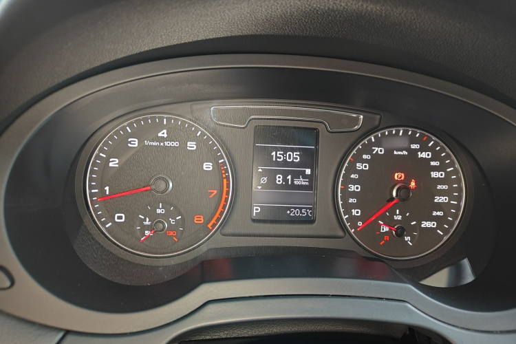 奥迪Q3 2016款 35 TFSI 时尚型局部细节14