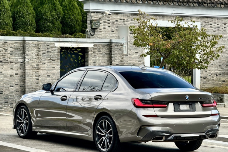 宝马3系 2021款 320Li M运动套装车身外观6004